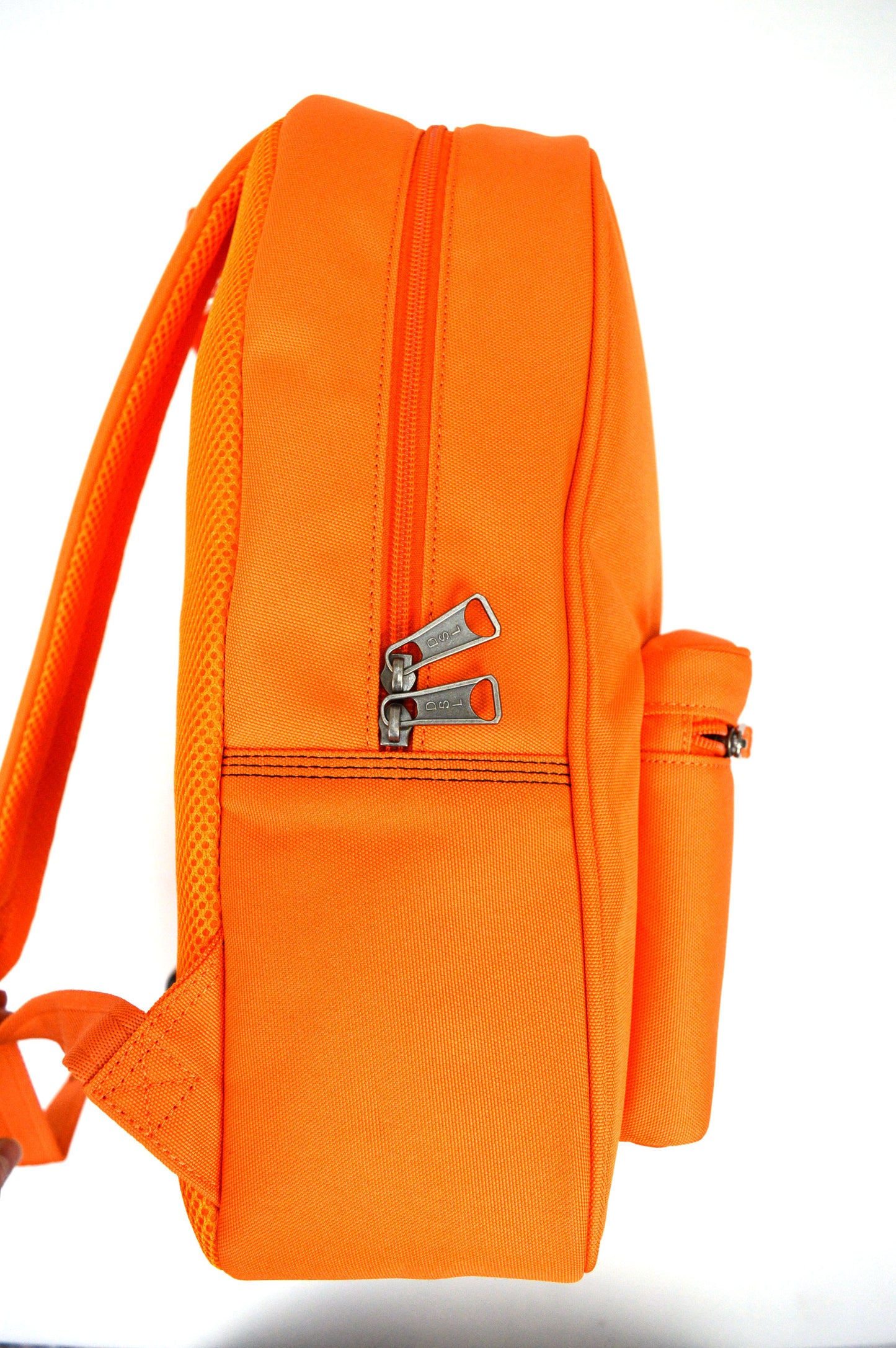 Раница с твърди страни DIESEL