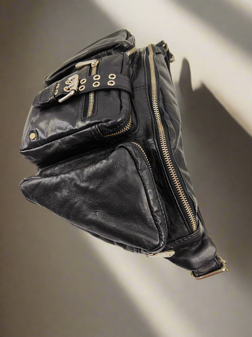 Кожена чанта DEPECHE Pokets