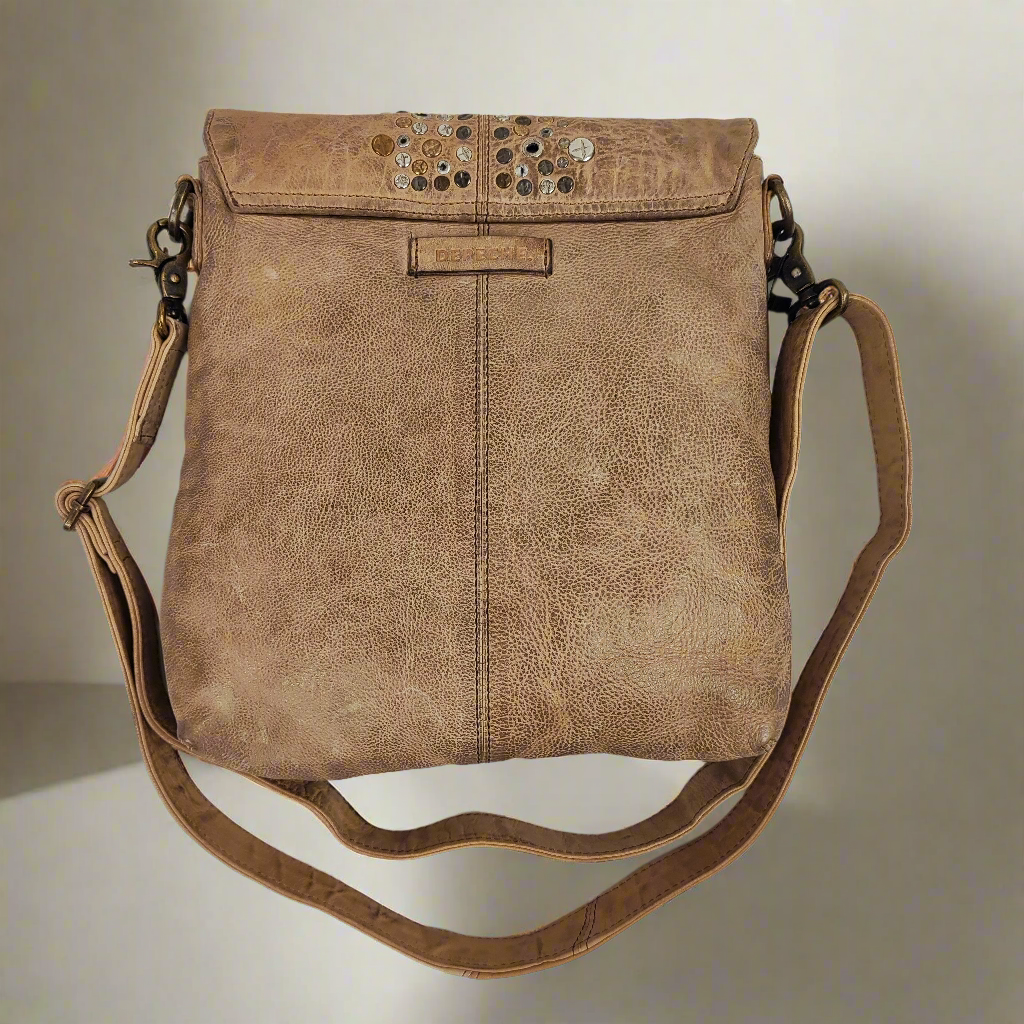 Дамска кожена чанта DEPECHE