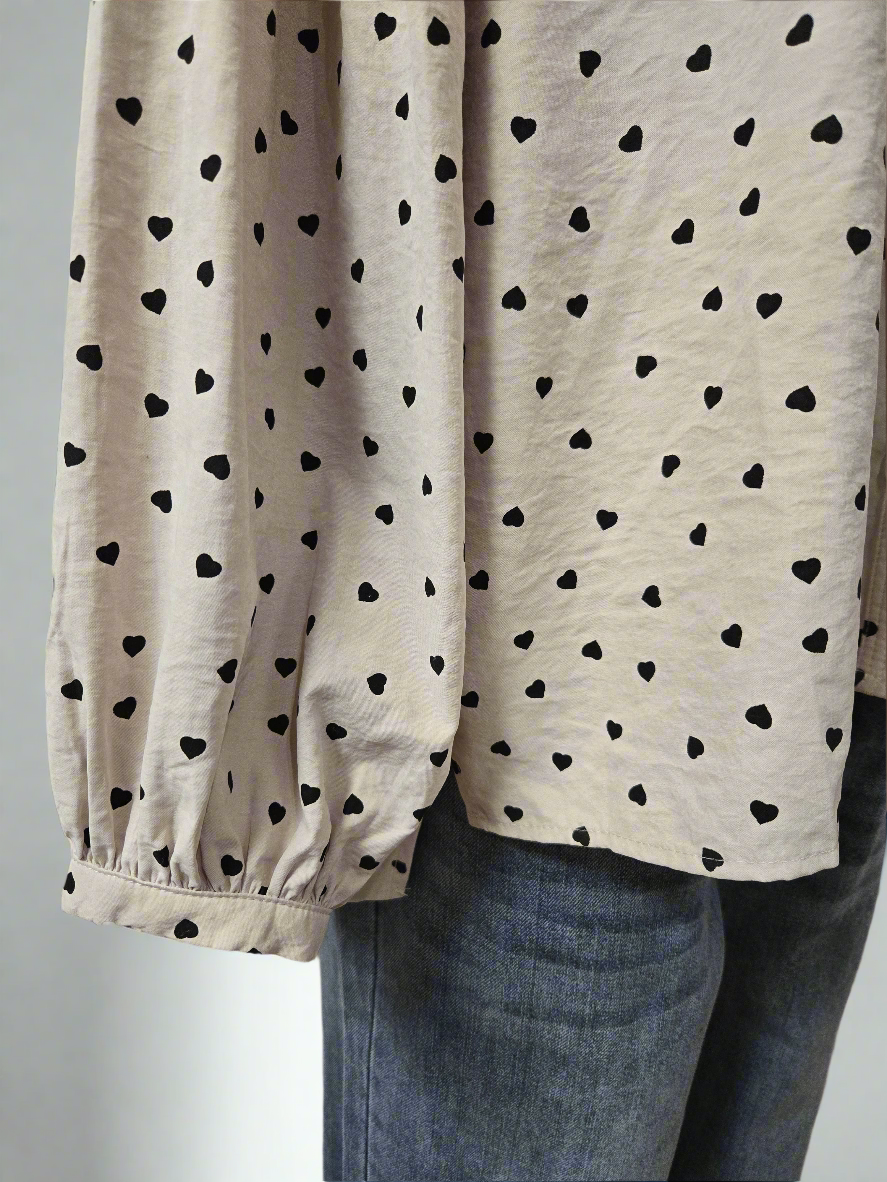 Риза Beige Hearts