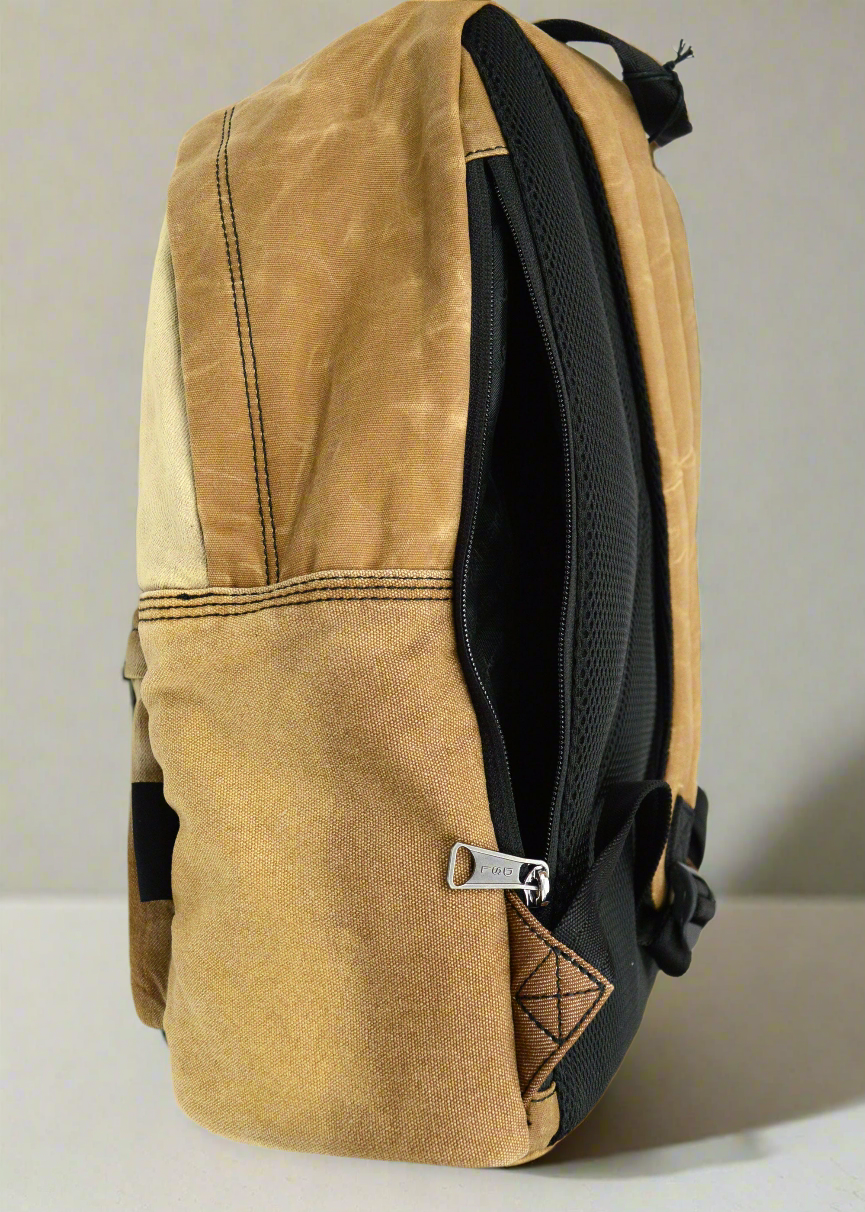 Голяма раница Diesel с два предни джоба