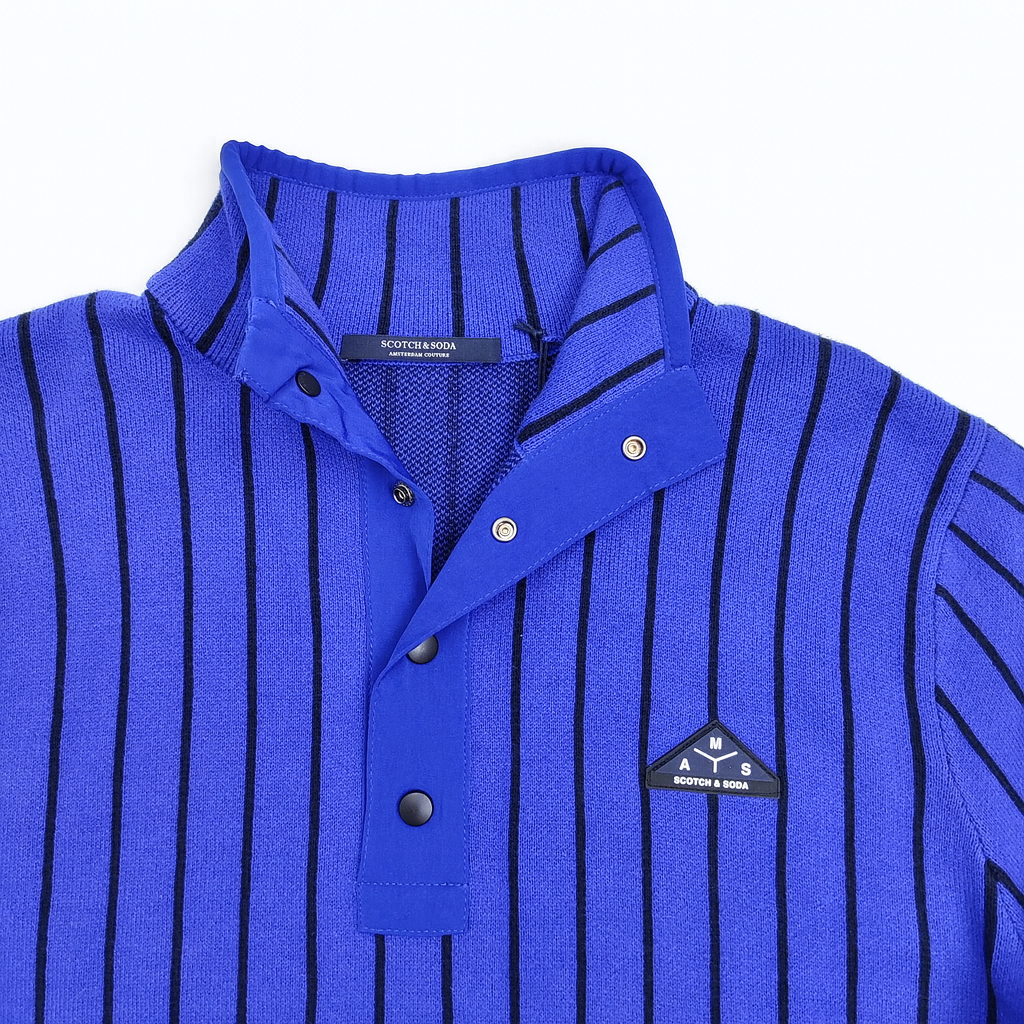 Scotch & Soda син пуловер с вертикални райета